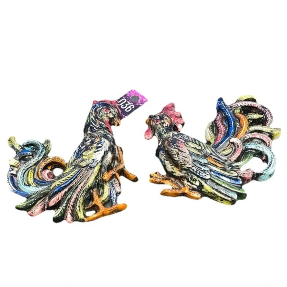 2 VNTG Wall‎ Hanging Roosters 8